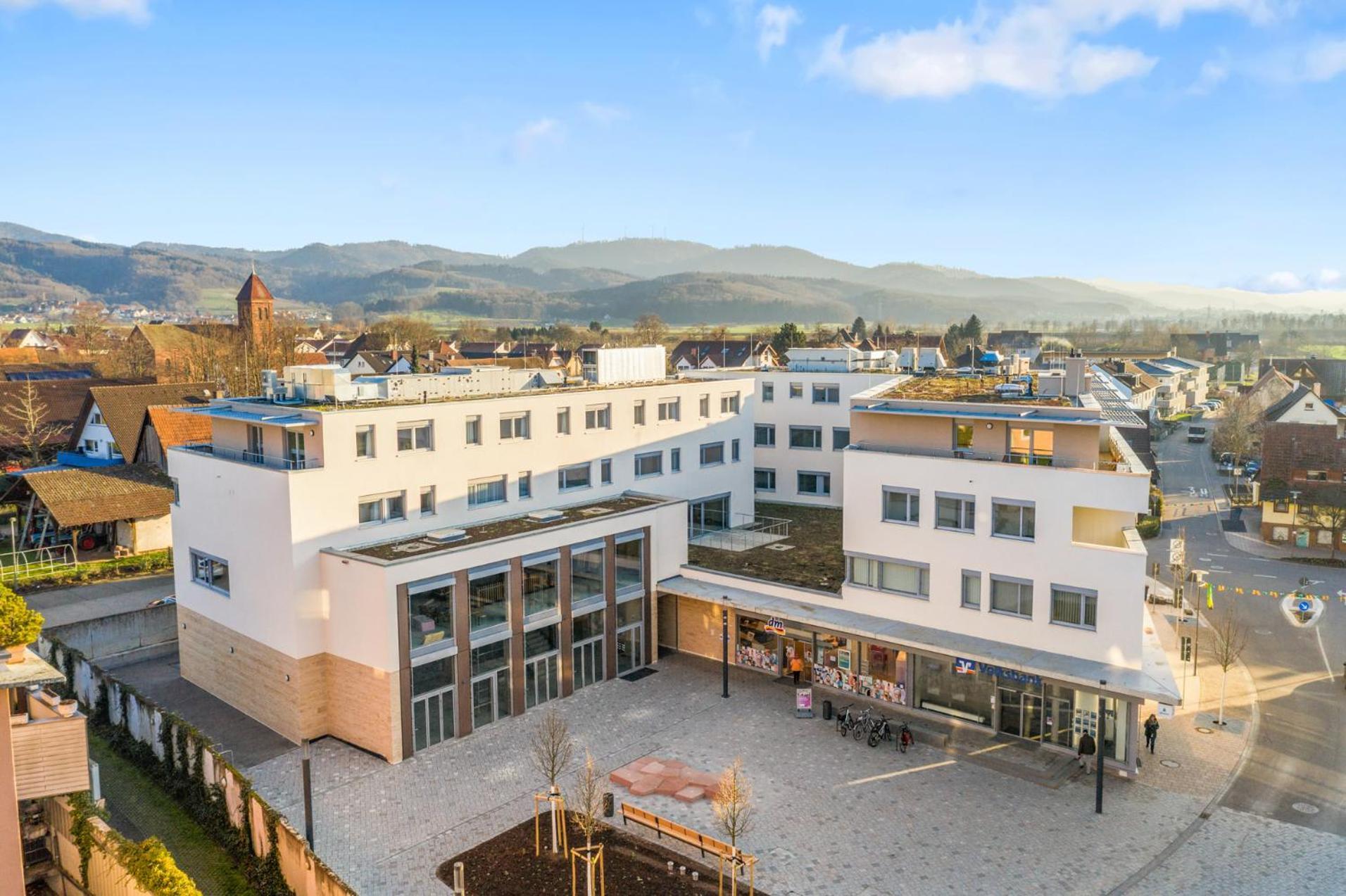 Empire Living: Denzlingen Marktplatz Εξωτερικό φωτογραφία
